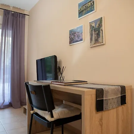 Apartment Solari Hill Maisonette Two Private Parking